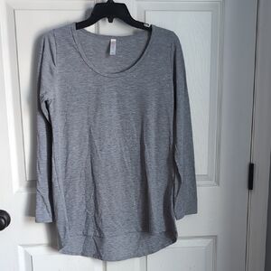 LuLaRoe Heather Gray Long Sleeve Top